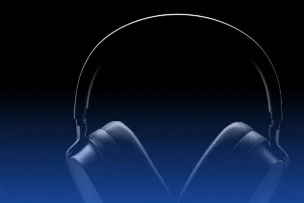 Aviation headset repairs for commercial pilots